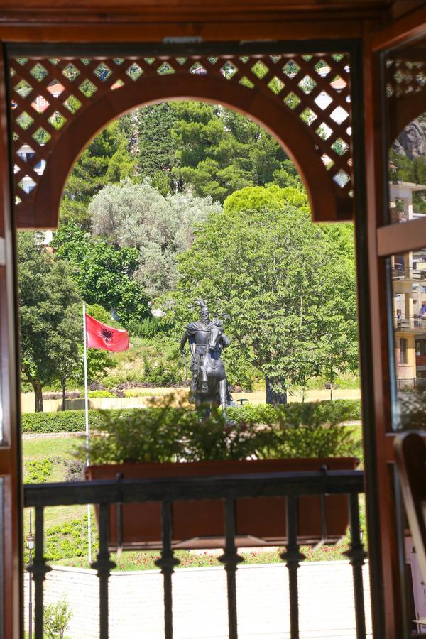 Mervin Hotel Κρούγια Εξωτερικό φωτογραφία